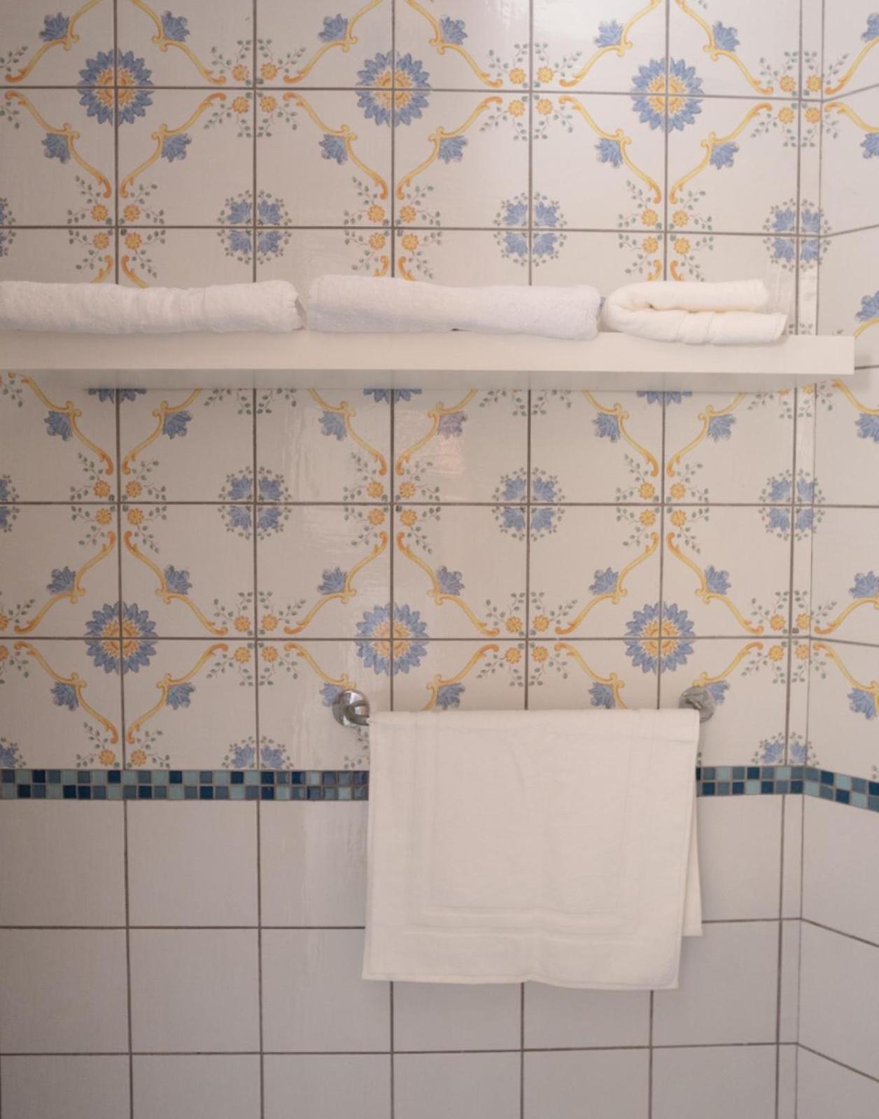 Ischia Mare Bed & Breakfast ภายนอก รูปภาพ